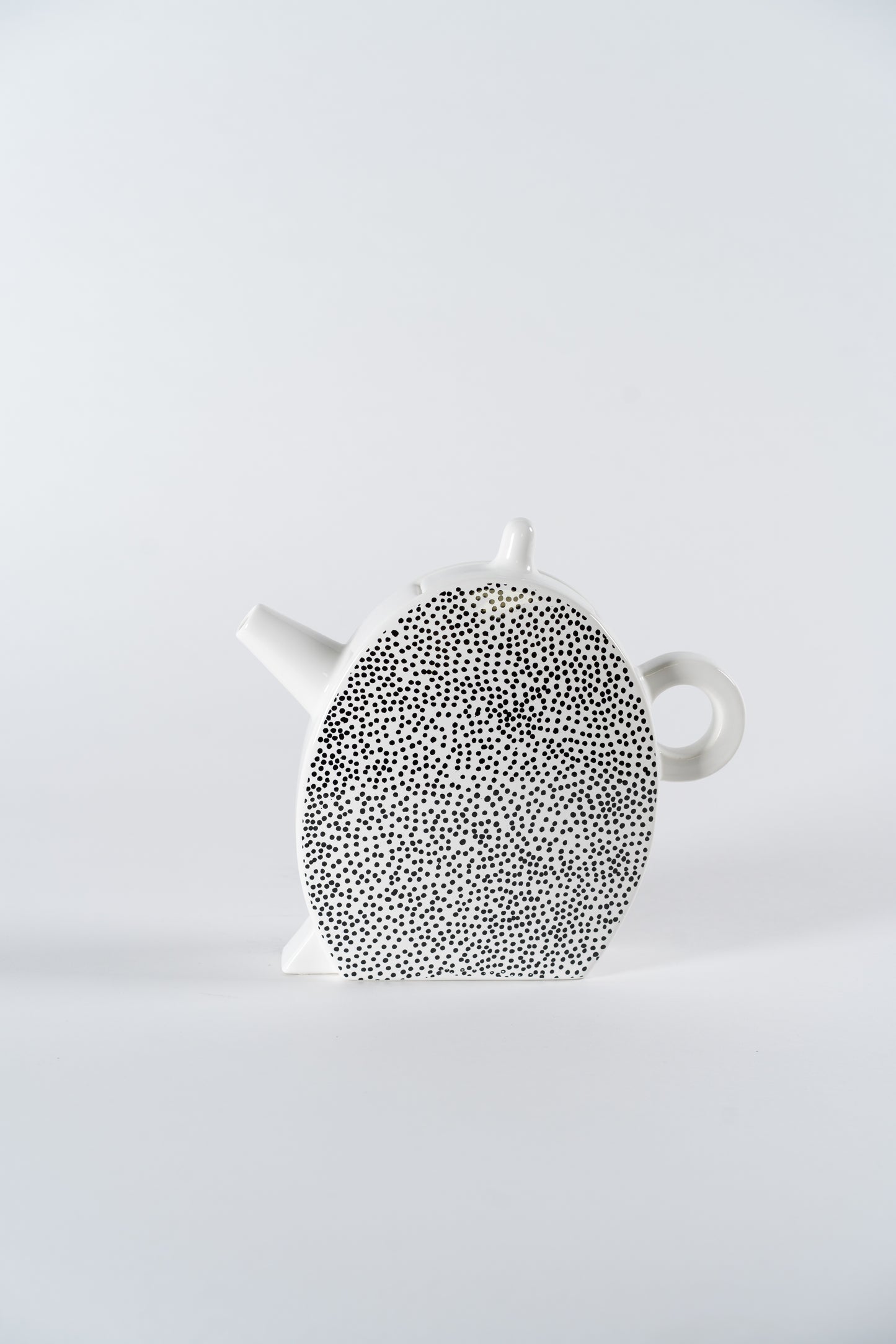Memphis style Tea Kettle by Massimo Materassi, MAS Italy 1984