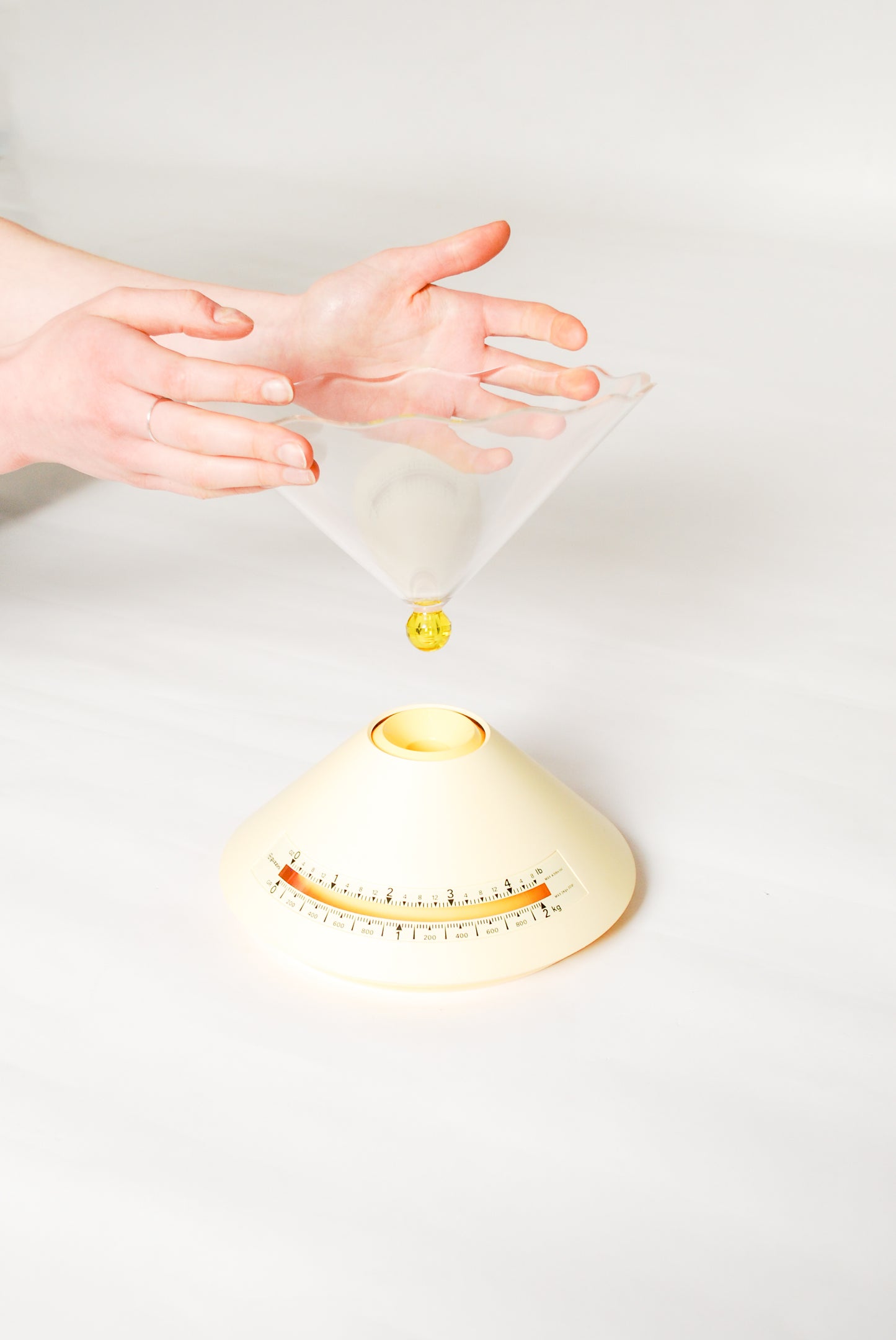 „Dolly“ Kitchen Scale Ennio Pasini for GUZZINI Made in Italy, 1990s