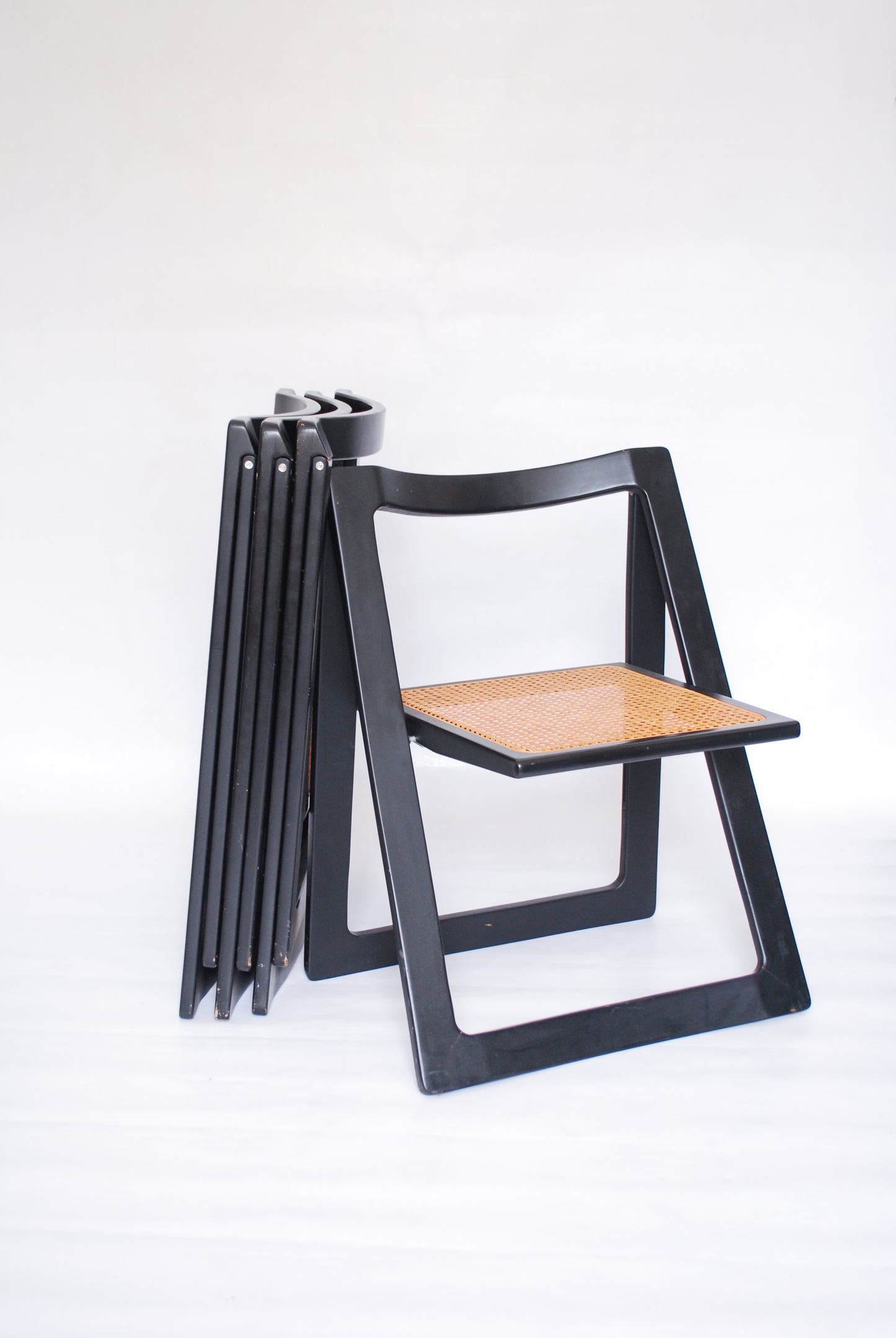"TRIESTE" Folding Chairs